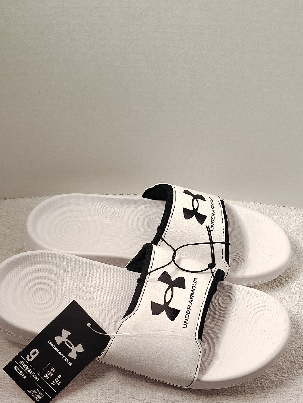 Under Armour Men's Size 9 White Slide Sandals w/ Black Tag Accent-Ignite Select